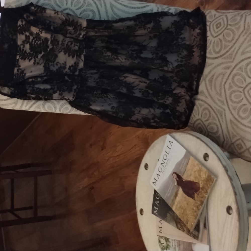 Black lace dress short
